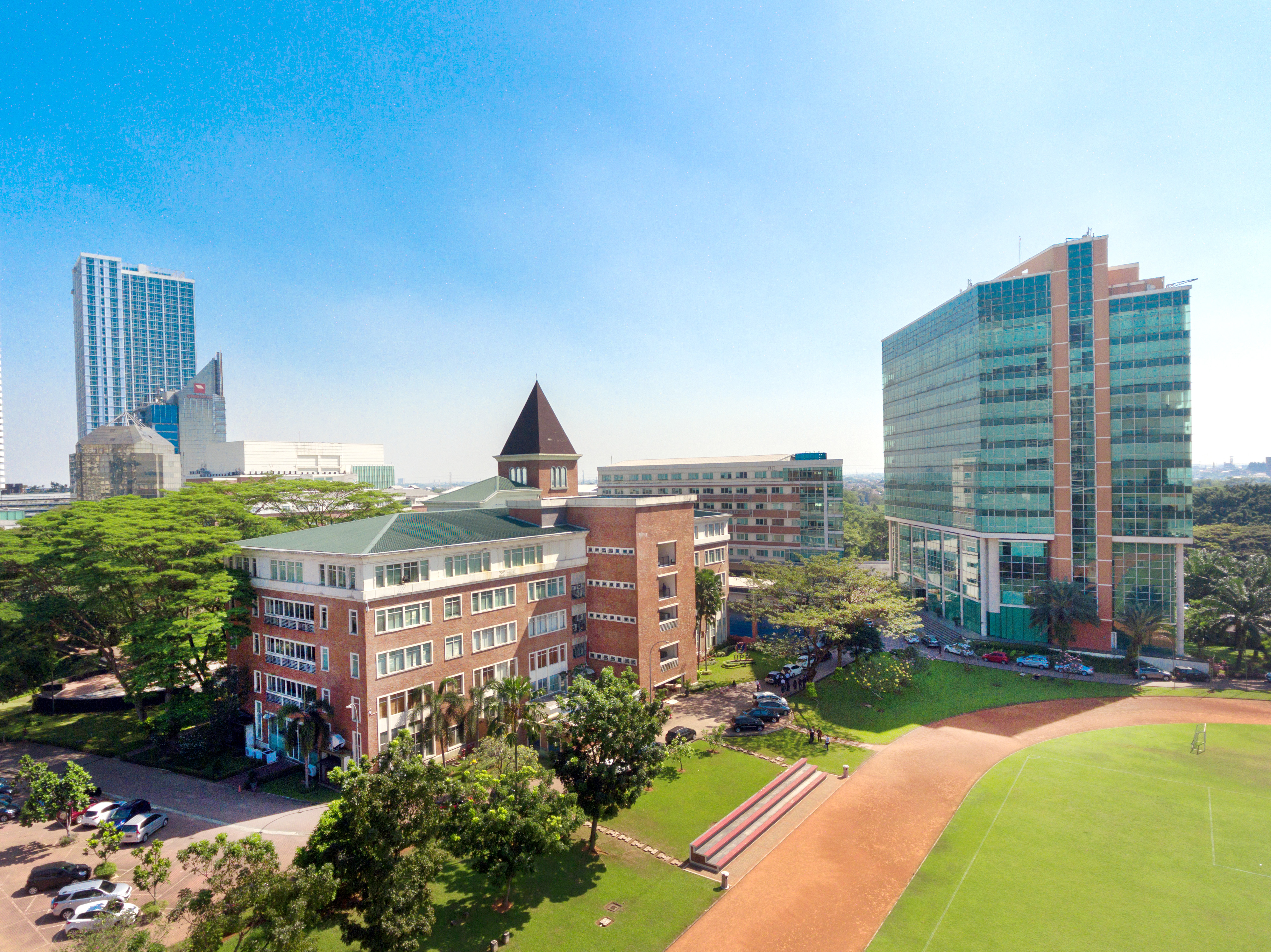 UPH Logo